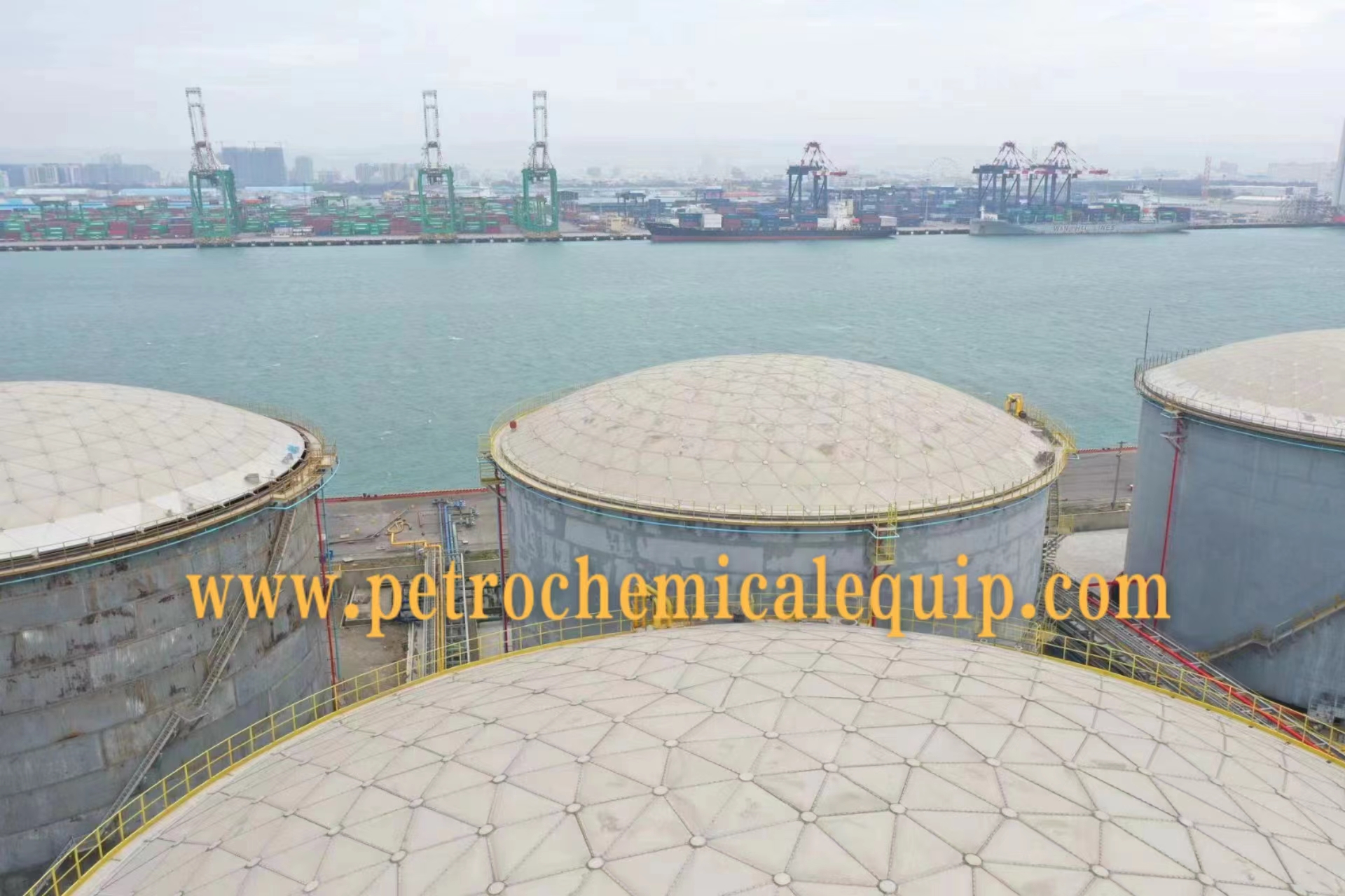 The Aluminum Dome Space Triangular Dome for Storage Tank Fuel Tank